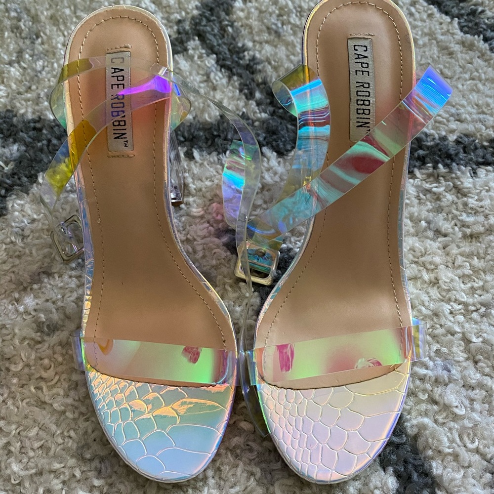 Cape Robbin iridescent heels size 7 womens.